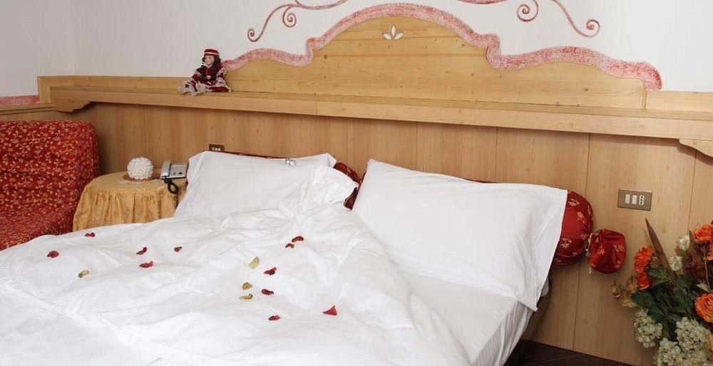 Hotel Negritella Fai Della Paganella Esterno foto